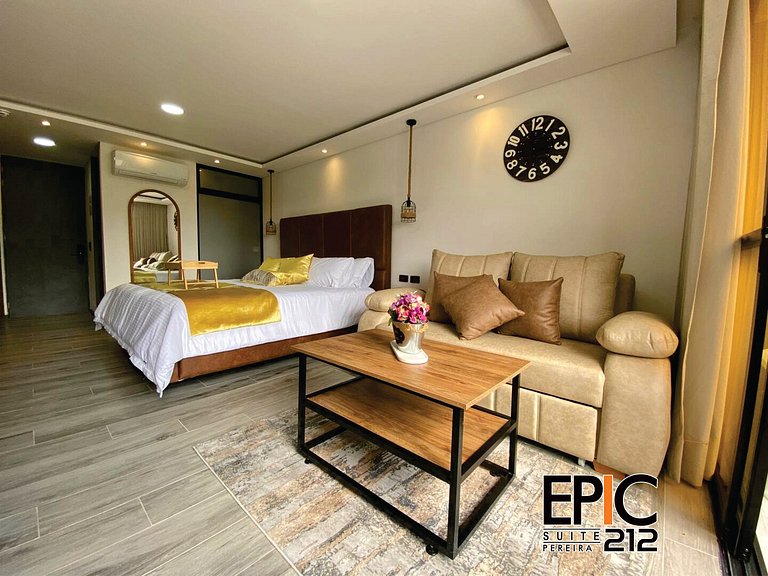 Epic Suite 212 Deluxe Airport