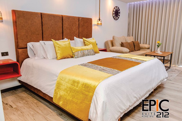 Epic Suite 212 Deluxe Airport