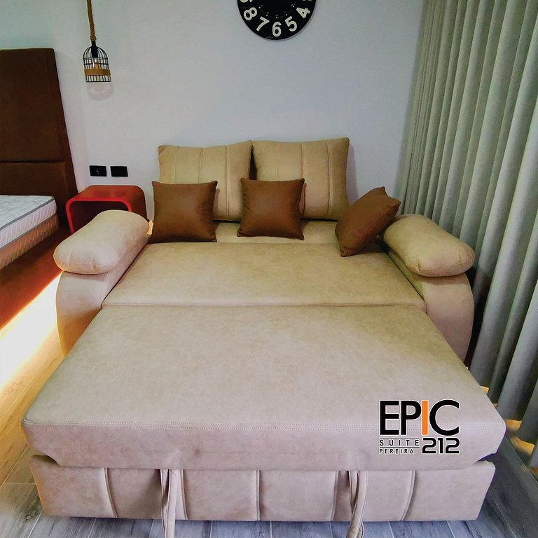 Epic Suite 212 Deluxe Airport