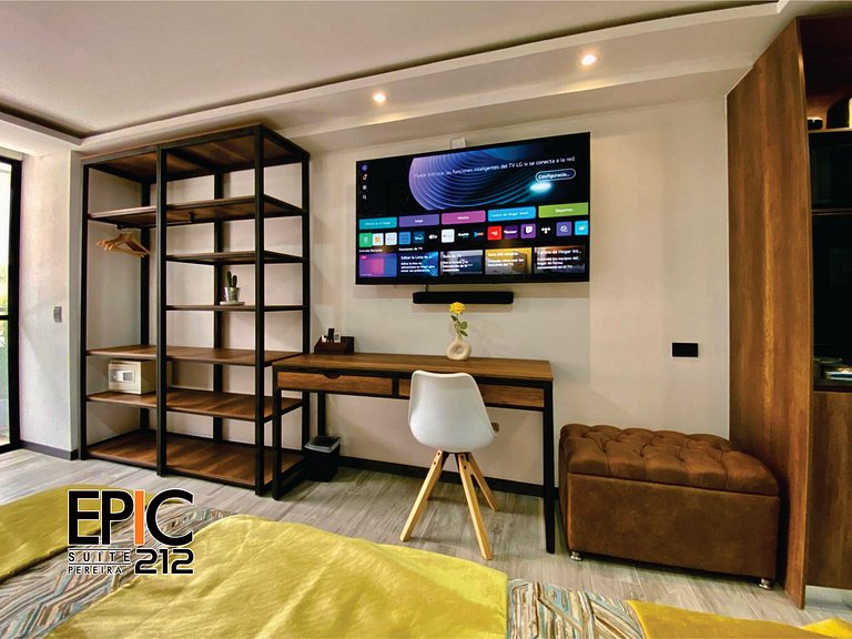 Epic Suite 212 Deluxe Airport