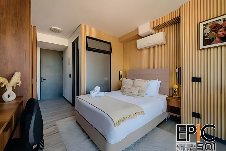 Epic Suite 501 Deluxe Airport