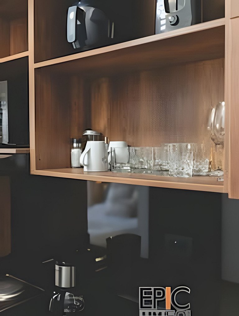 Epic Suite 501 Deluxe Airport