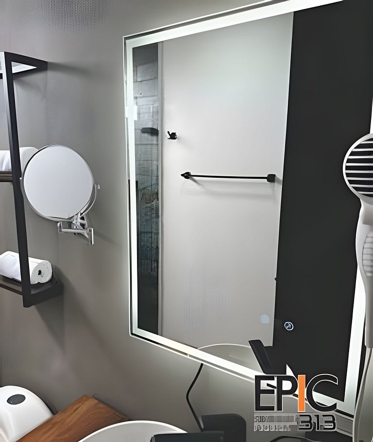 Epic Suite 313 Deluxe Airport 10P 3Rooms