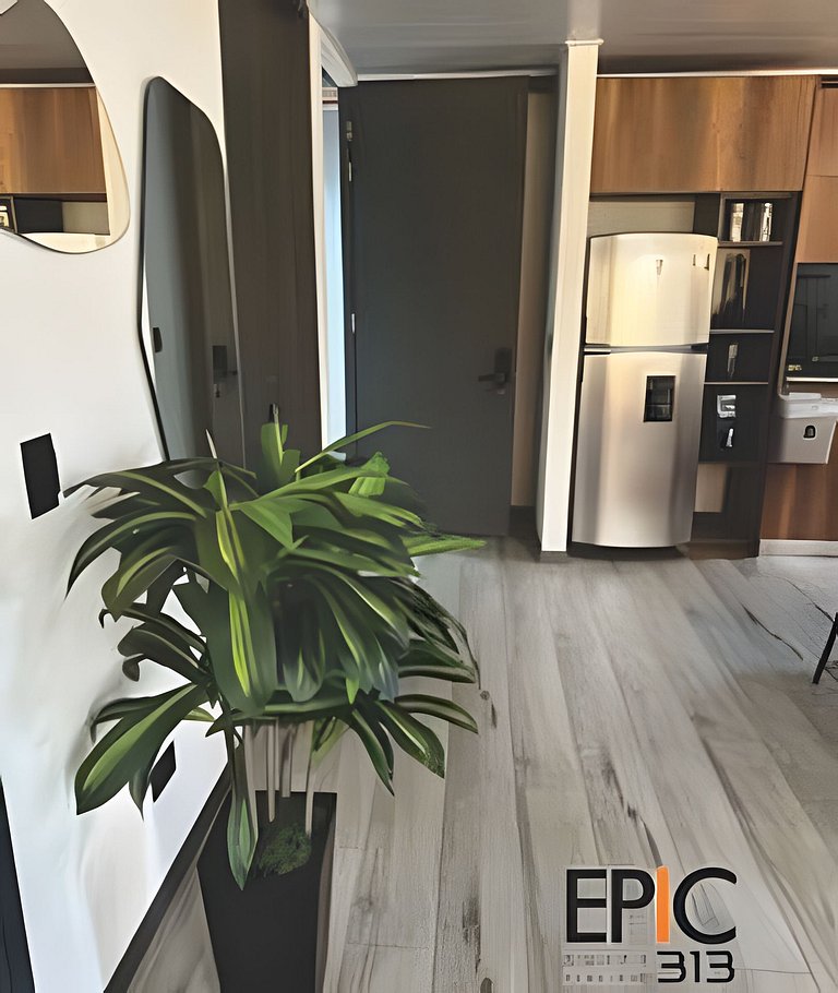 Epic Suite 313 Deluxe Airport 10P 3Rooms