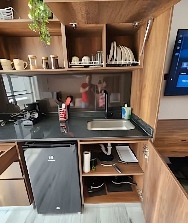 Epic Suite 210 Deluxe Airport