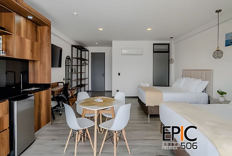 Epic Suite 506 Deluxe Airport