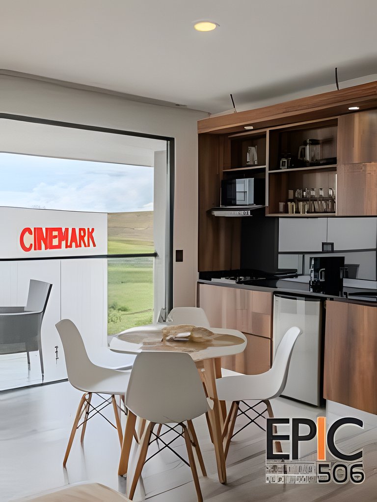 Epic Suite 506 Deluxe Airport