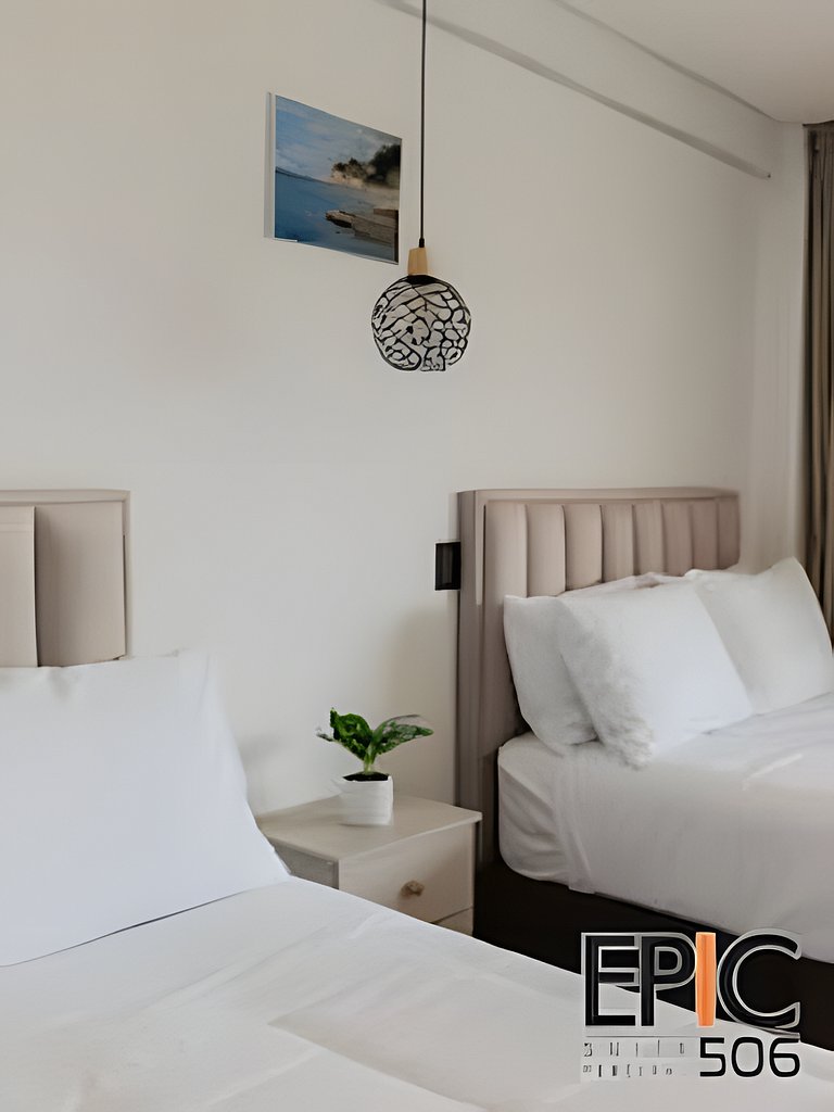 Epic Suite 506 Deluxe Airport