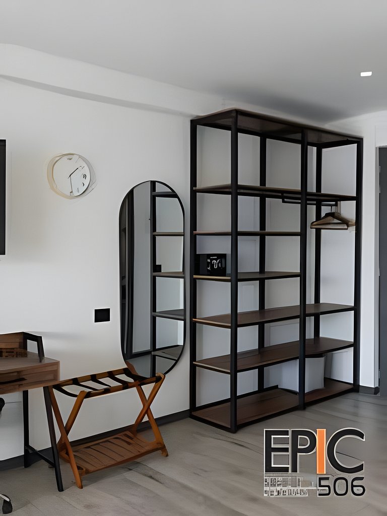 Epic Suite 506 Deluxe Airport