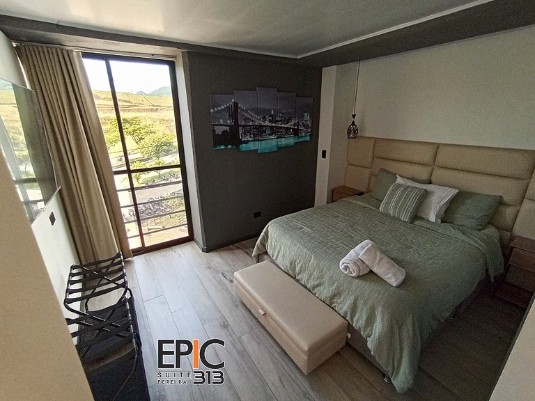 Epic Suite 313 Deluxe Airport 10P 3Rooms