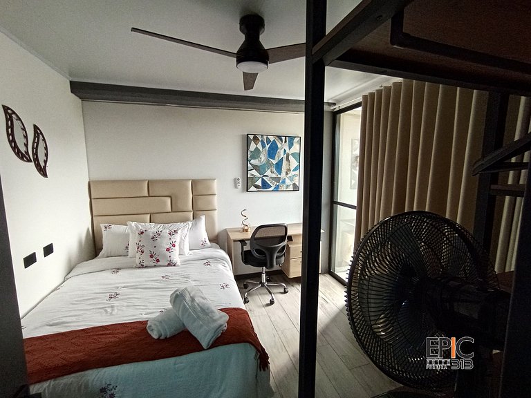 Epic Suite 313 Deluxe Airport 10P 3Rooms