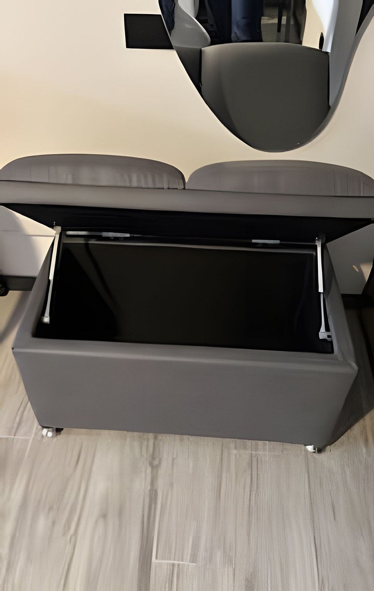 Epic Suite 312 Deluxe Airport 2 Bed