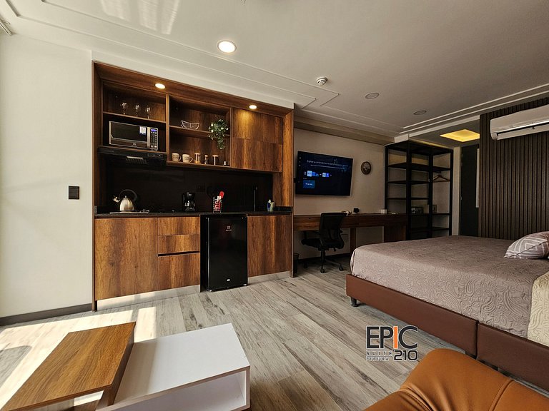 Epic Suite 210 Deluxe Aeropuerto