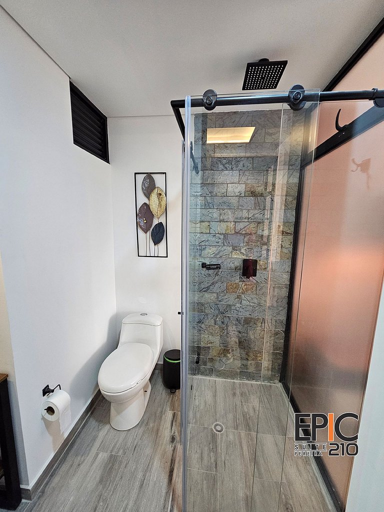 Epic Suite 210 Deluxe Aeropuerto