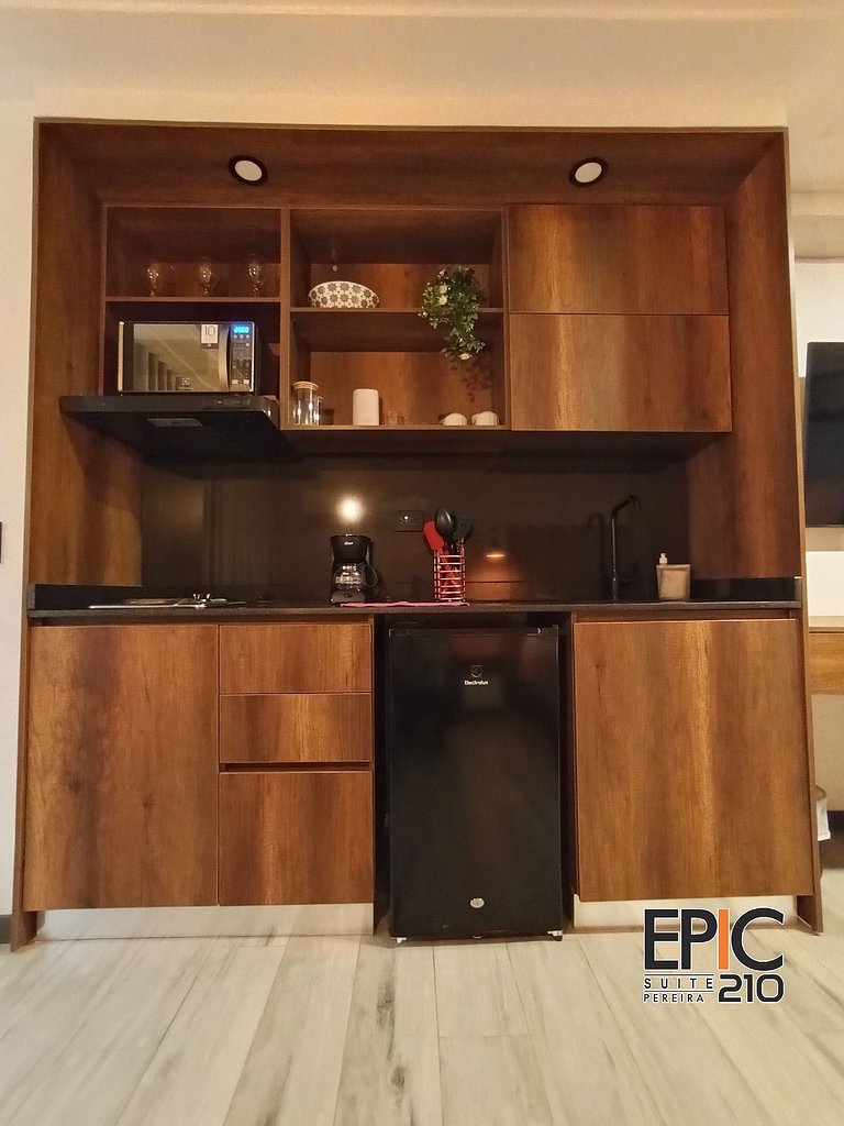 Epic Suite 210 Deluxe Aeropuerto