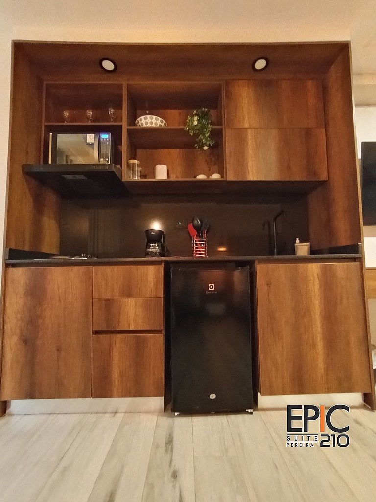 Epic Suite 210 Deluxe Aeropuerto