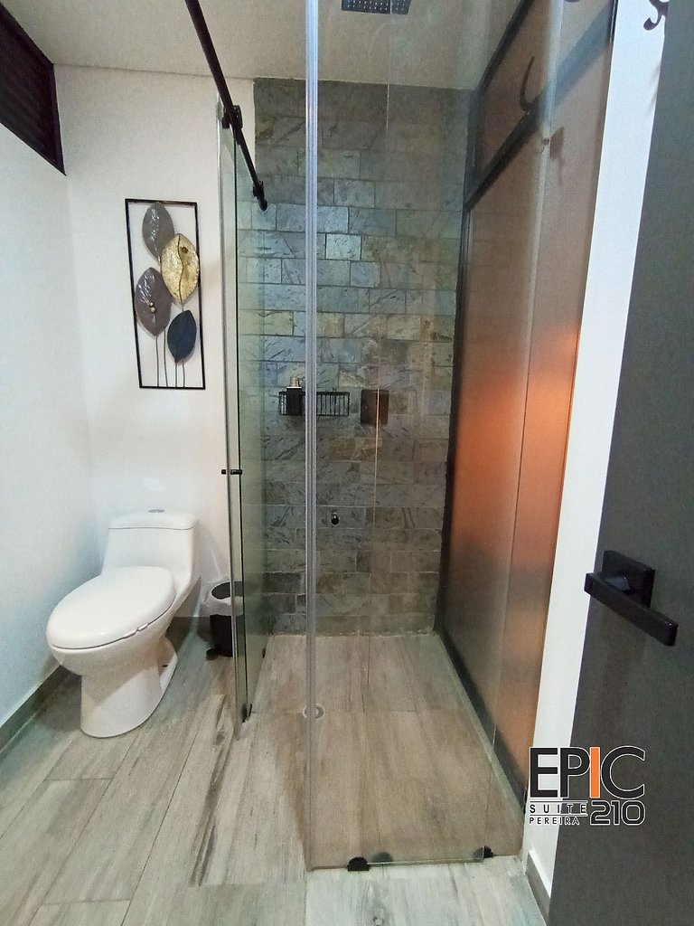 Epic Suite 210 Deluxe Aeropuerto