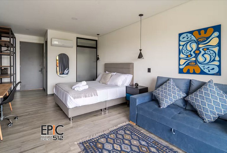 Epic Suite 512 Deluxe Airport