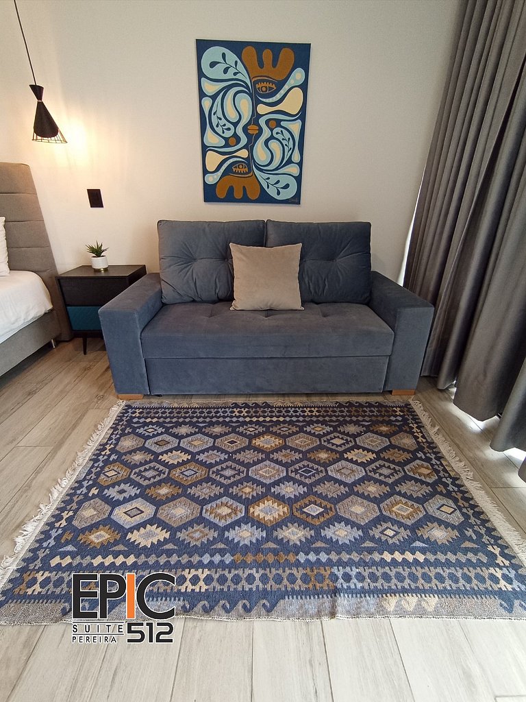 Epic Suite 512 Deluxe Airport