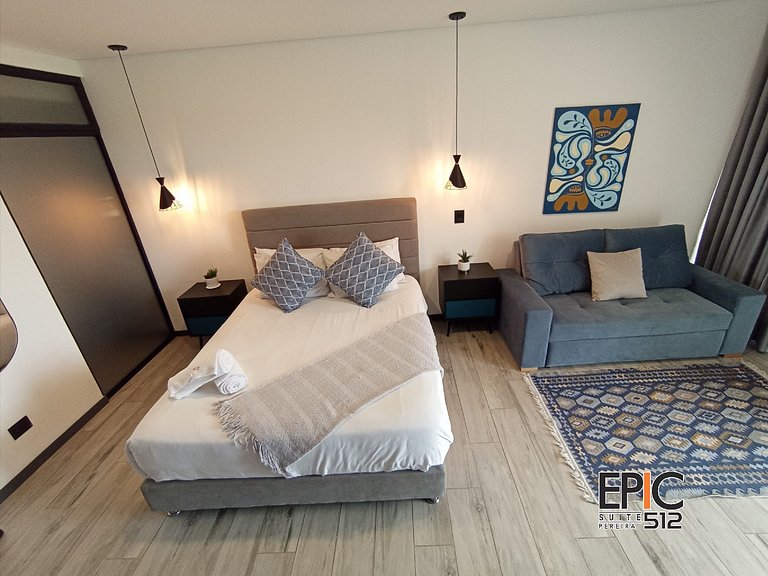 Epic Suite 512 Deluxe Airport