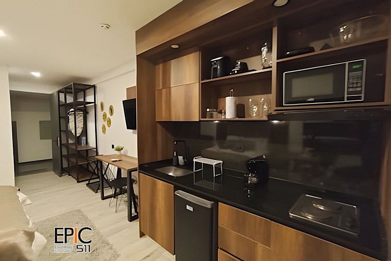 Epic Suite 511 Deluxe Airport