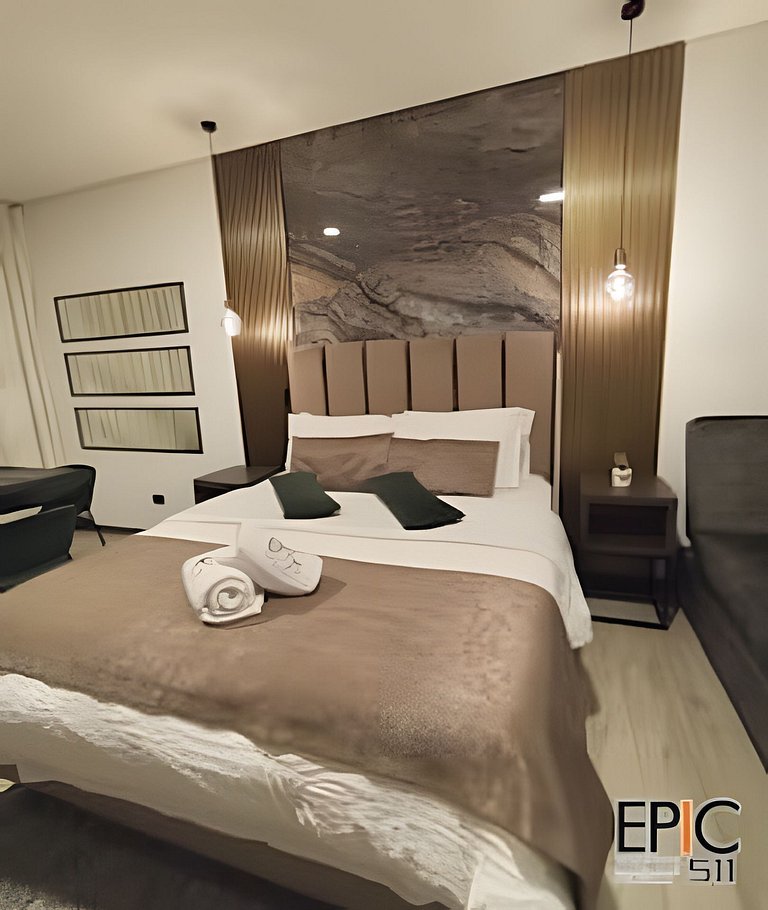 Epic Suite 511 Premium Airport