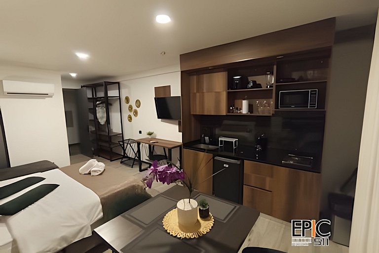 Epic Suite 511 Deluxe Airport