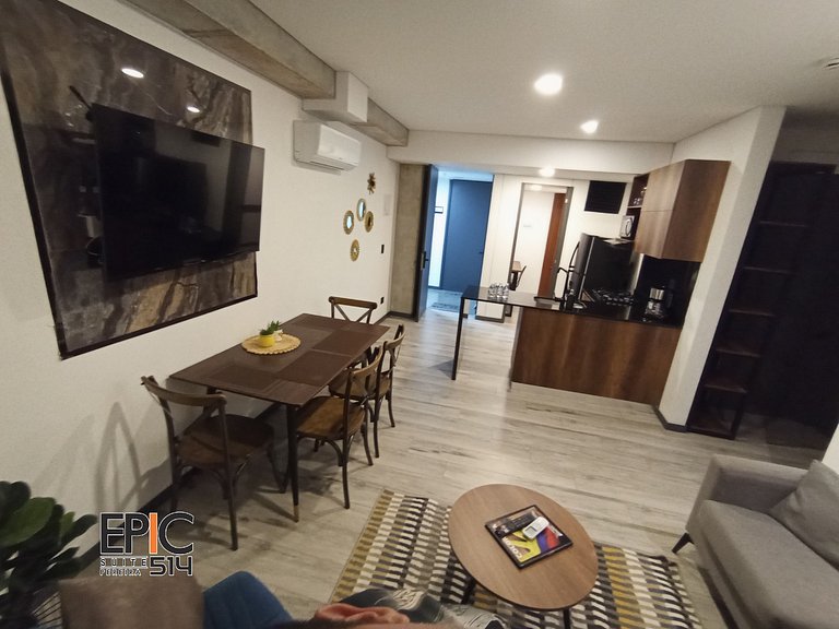 Suite 514 Dos habitaciones Aeropuerto, Unicentro