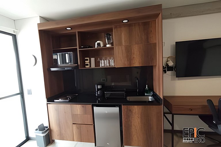 Epic Suite 510 Deluxe Airport