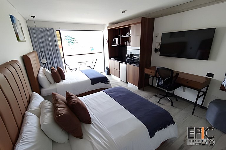 Epic Suite 510 Deluxe Airport