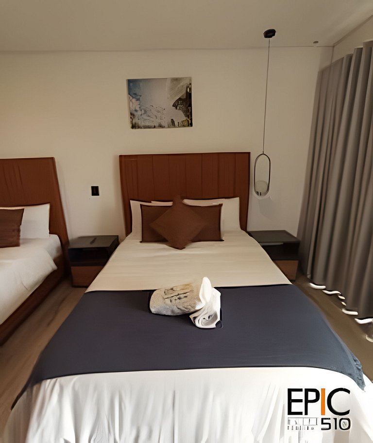 Epic Suite 510 Deluxe Airport