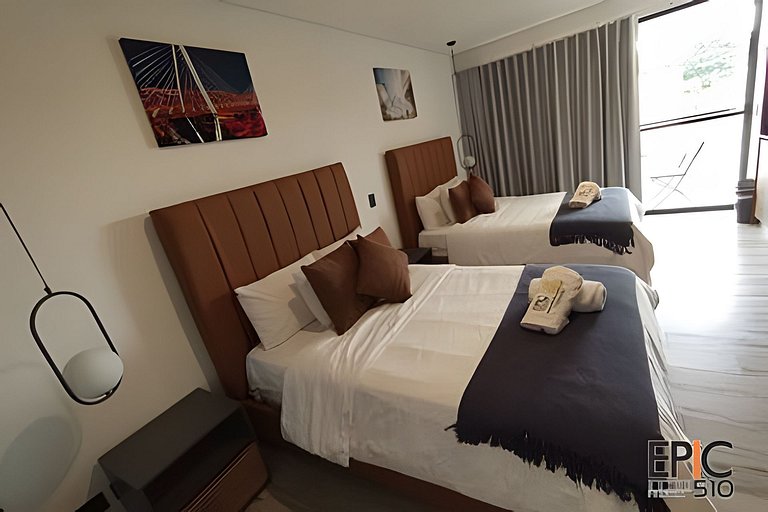 Epic Suite 510 Deluxe Airport