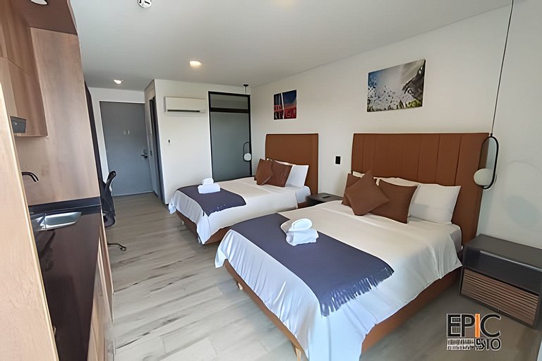 Epic Suite 510 Deluxe Airport