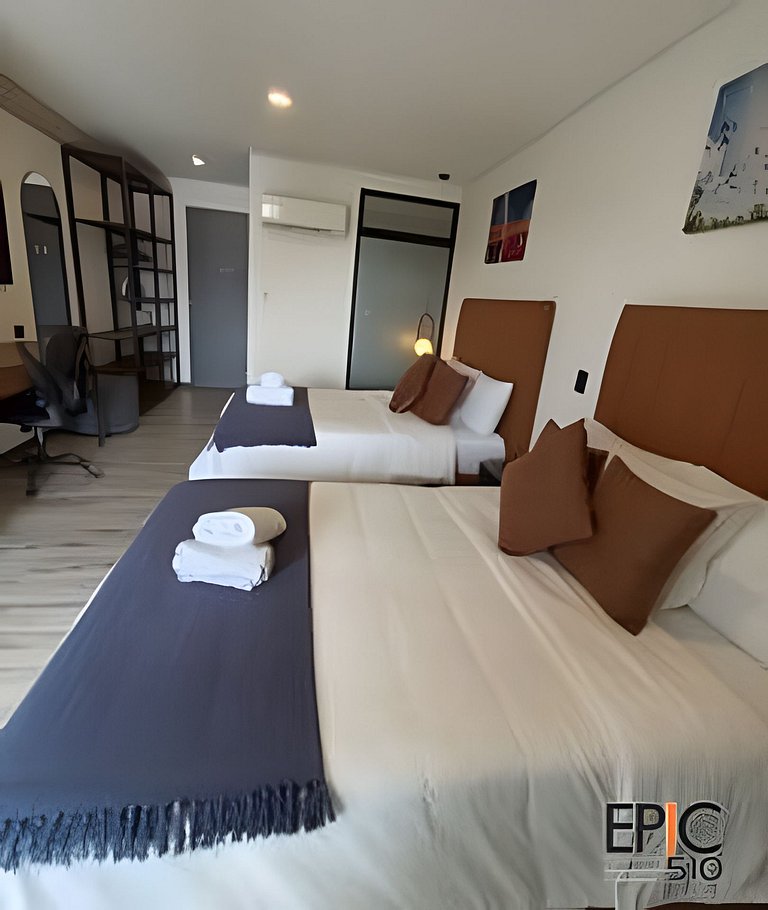 Epic Suite 510 Deluxe Airport