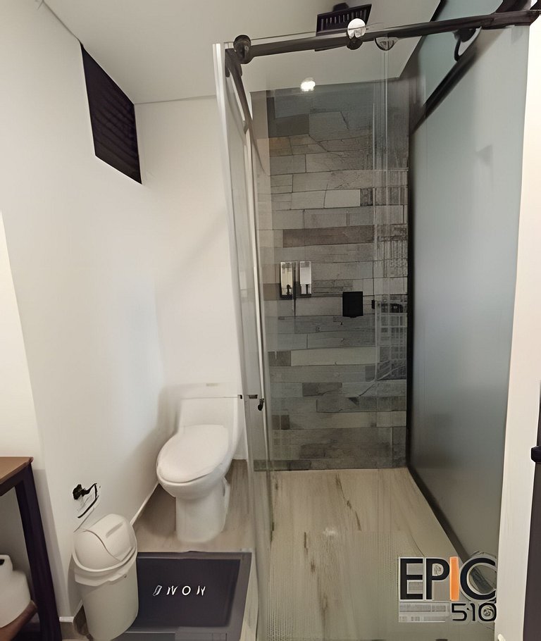 Epic Suite 510 Deluxe Airport