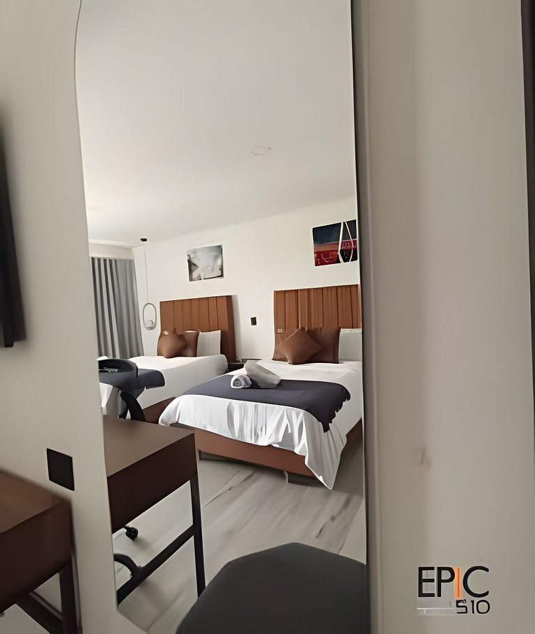 Epic Suite 510 Deluxe Airport