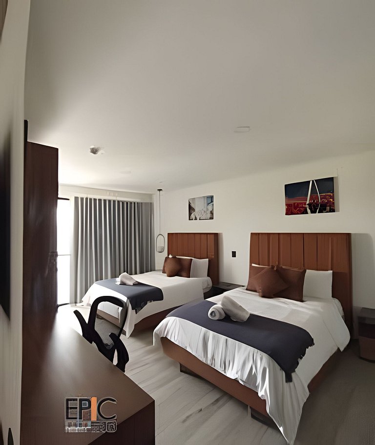 Epic Suite 510 Deluxe Airport