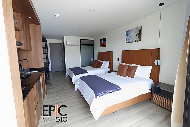 Epic Suite 510 Deluxe Airport
