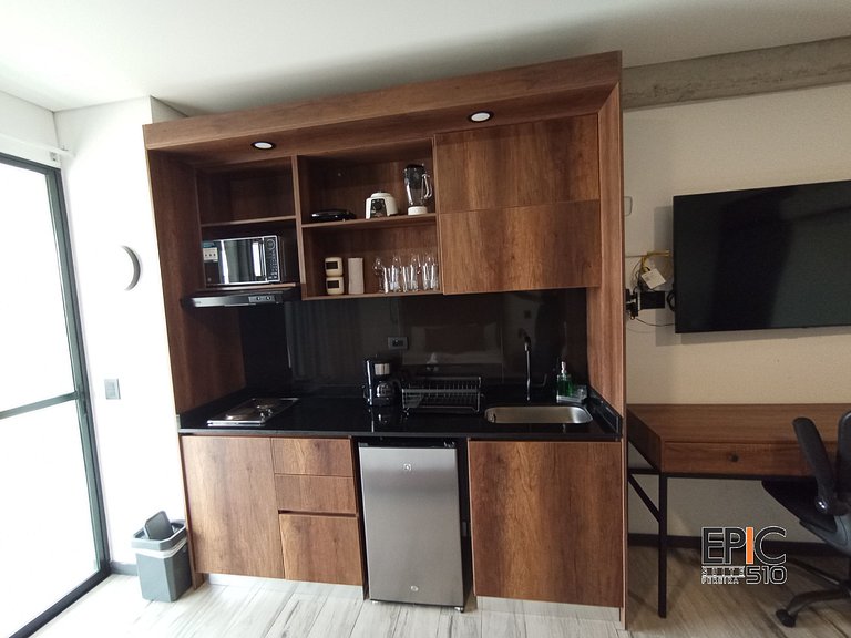 Epic Suite 510 Deluxe Airport