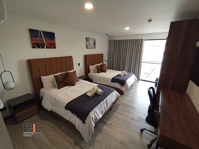 Epic Suite 510 Deluxe Airport