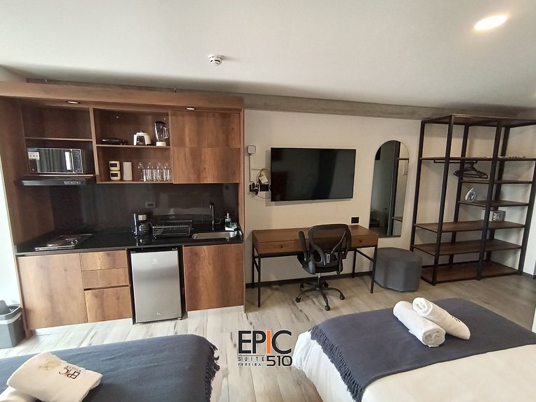 Epic Suite 510 Deluxe Airport