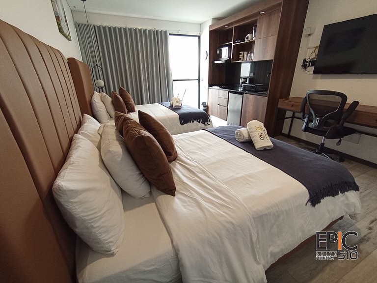 Epic Suite 510 Deluxe Airport