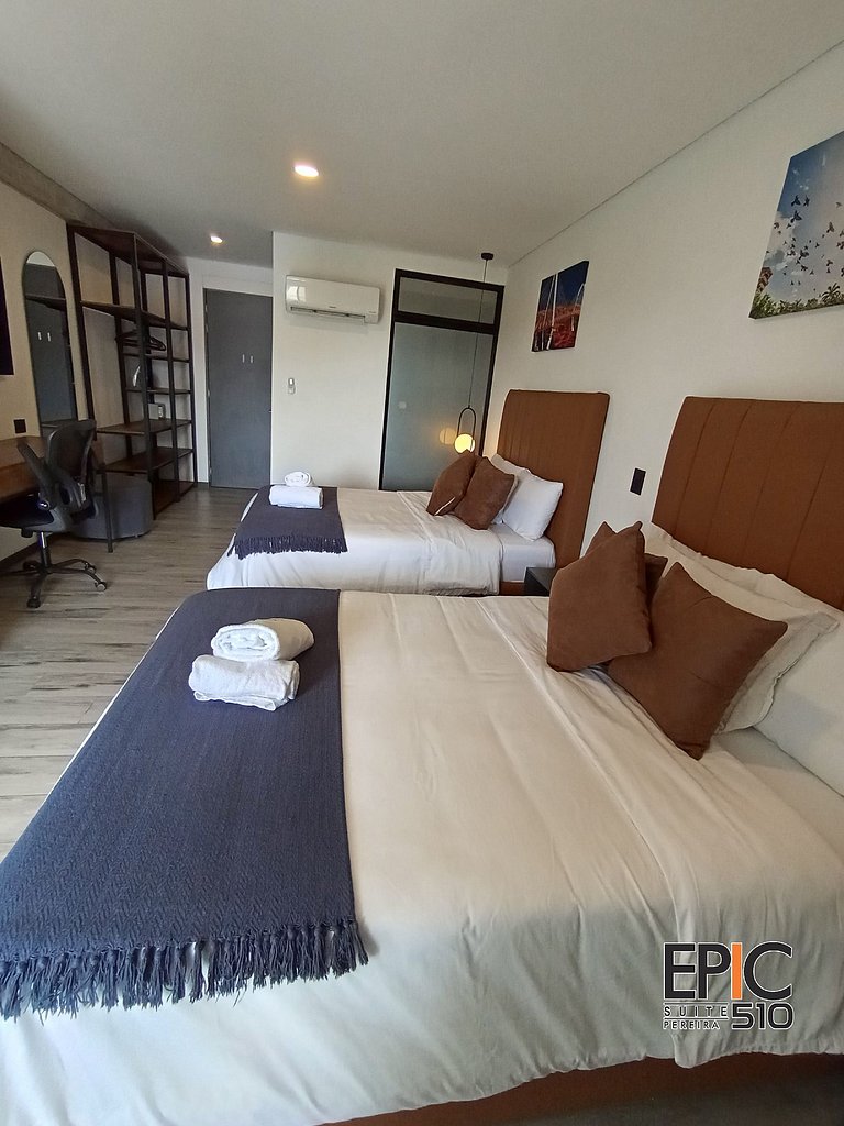 Epic Suite 510 Deluxe Airport