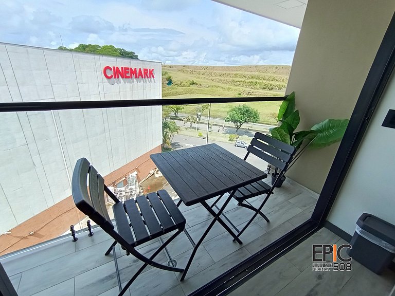 Epic Suite 508 Deluxe Airport