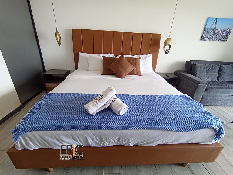 Epic Suite 508 Deluxe Airport