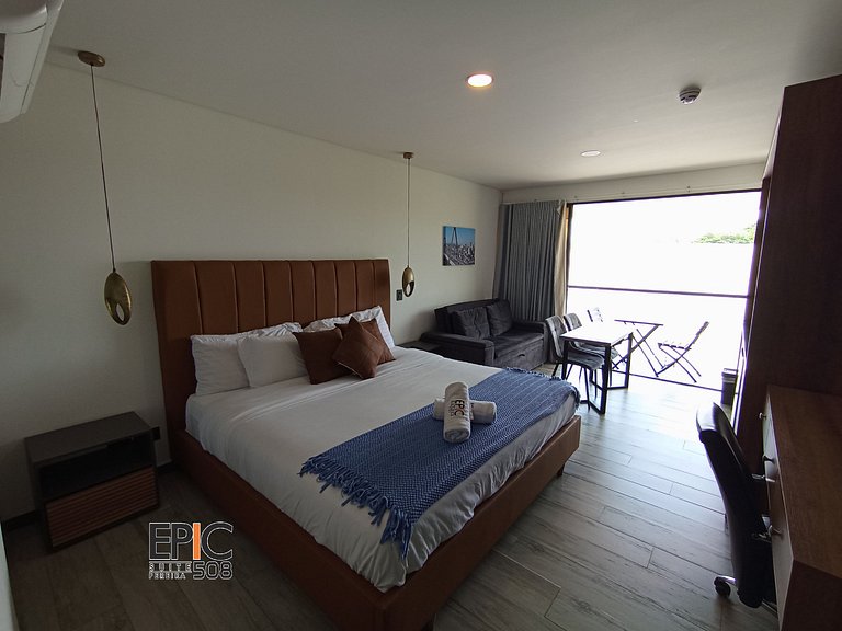 Epic Suite 508 Deluxe Airport