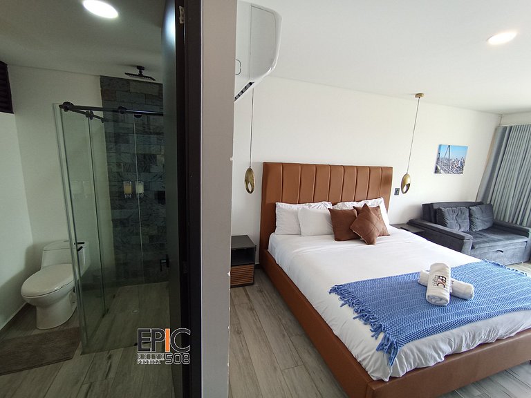 Epic Suite 508 Deluxe Airport