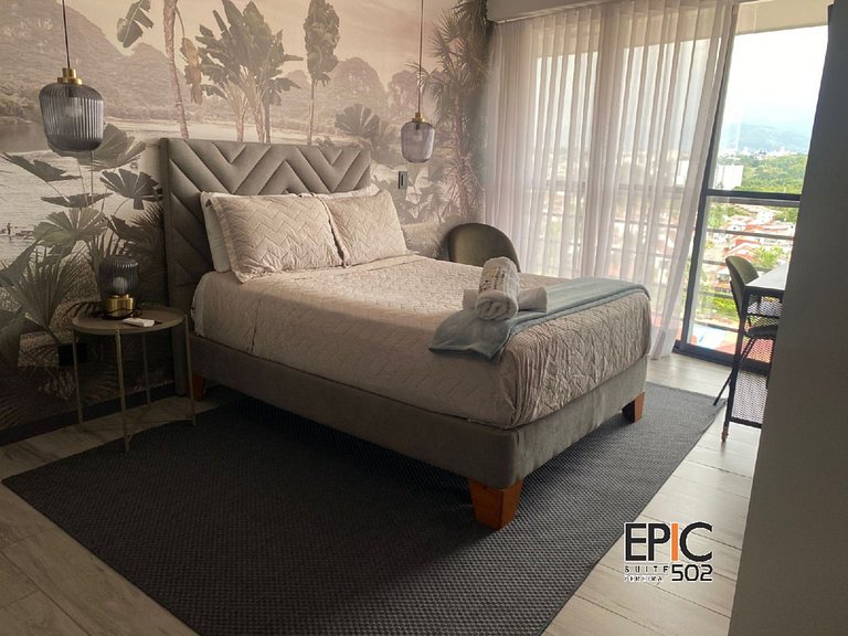 Epic Suite 502 Exclusive Airport