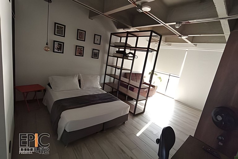 Epic Suite 412 Loft Fam Airport