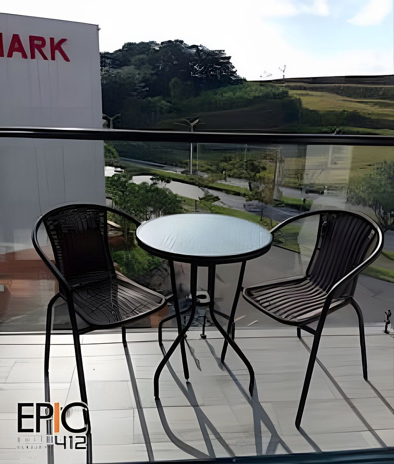 Epic Suite 412 Loft Family Airport